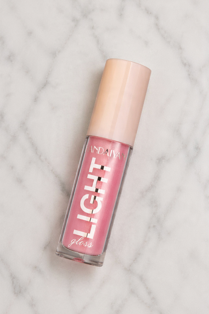 Glowing Hydrated Lip Gloss