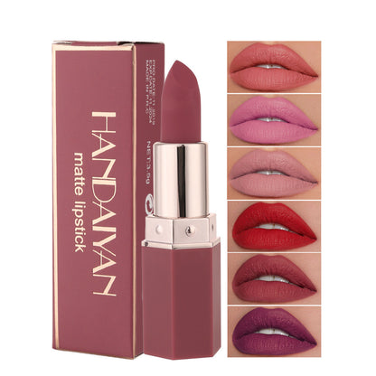 Long Lasting Moisturising Lipstick