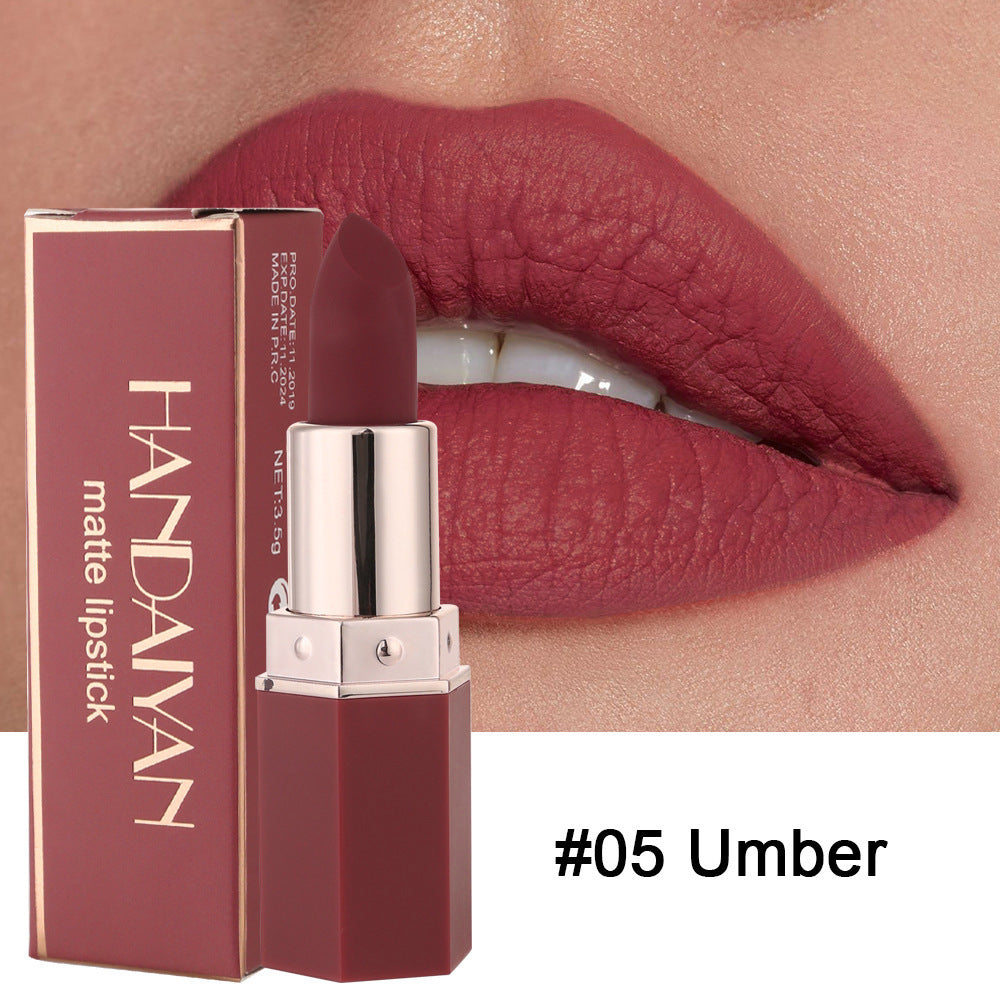 Long Lasting Moisturising Lipstick